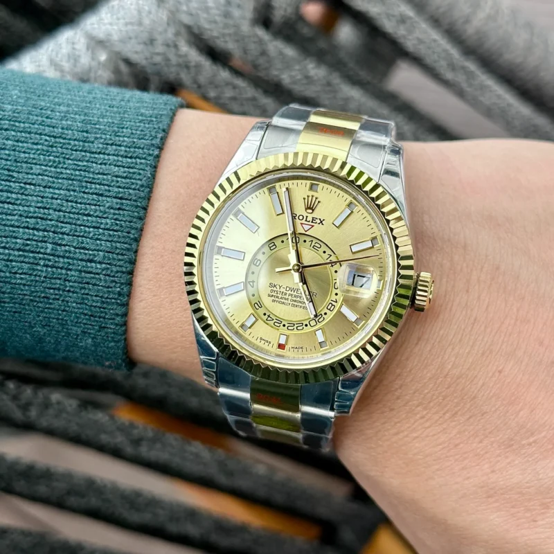 Superclone Rolex Sky-Dweller 42 mm Champagne Dial 336933 - gallery