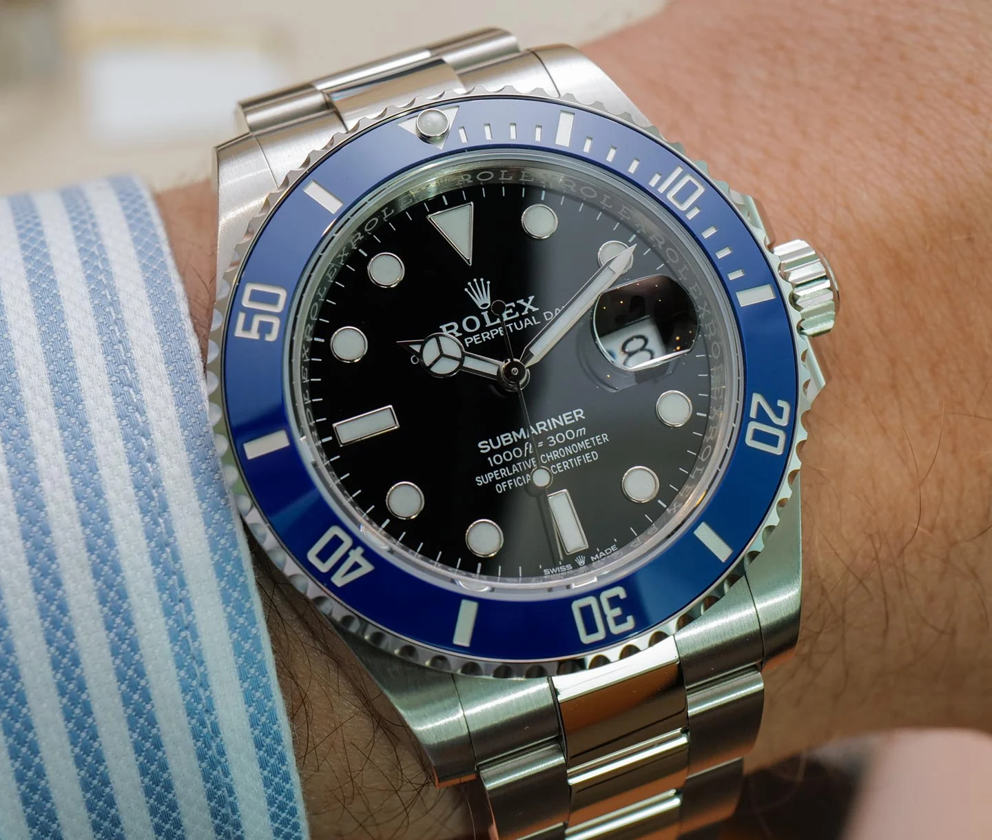 Superclone Rolex Submariner  Cookie Monster  41mm Black Dial 126619LB - gallery