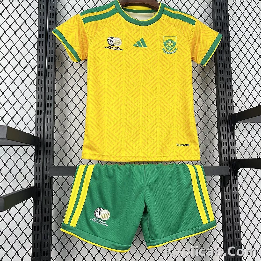 2026 South Africa Home World Cup Soccer Kids Kit Jersey+Shorts - detail