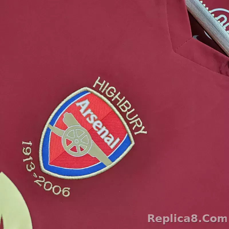 2005-2006 Arsenal Home Retro Version Jersey - detail