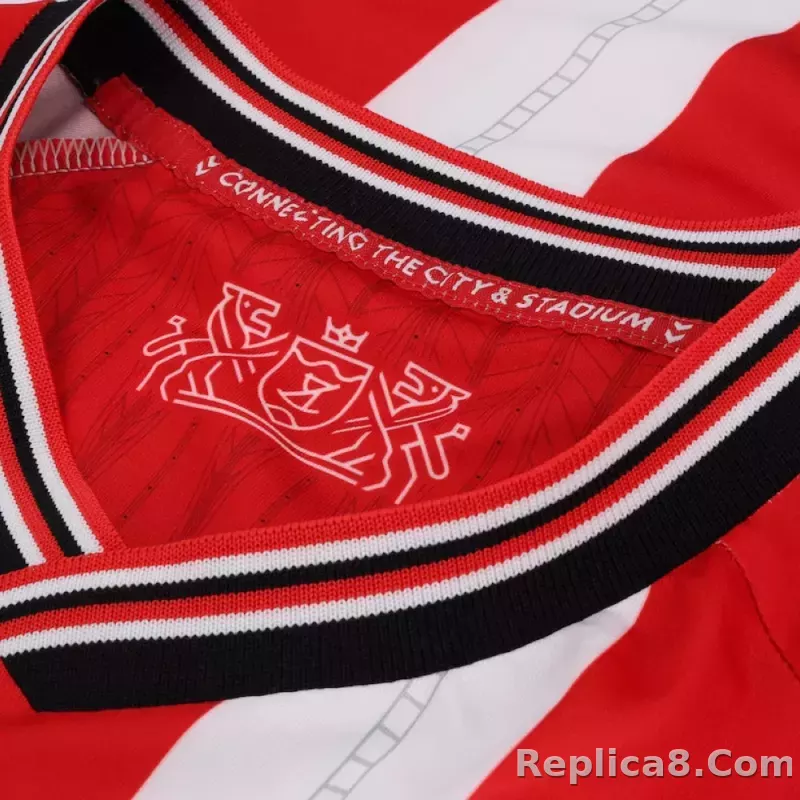25-26 Sunderland Home Soccer Jersey - detail