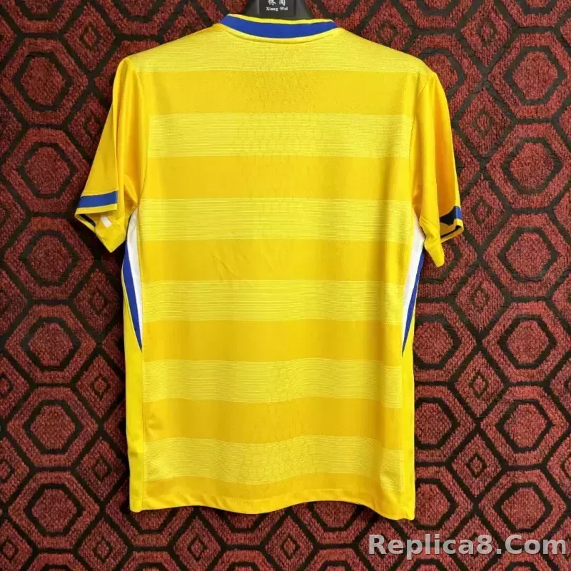 24-25 Brighton & Hove Albion Away Jersey - detail