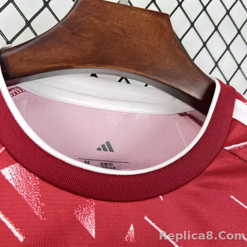26-27 Liverpool Home Soccer Jersey - detail