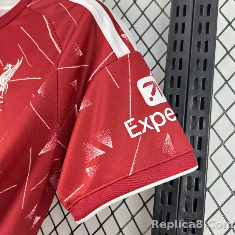 26-27 Liverpool Home Soccer Jersey - detail