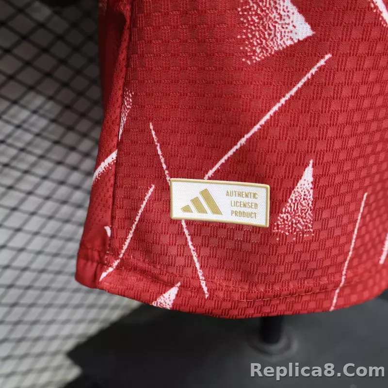 26-27 Liverpool Home Soccer Jersey Player Version - detail