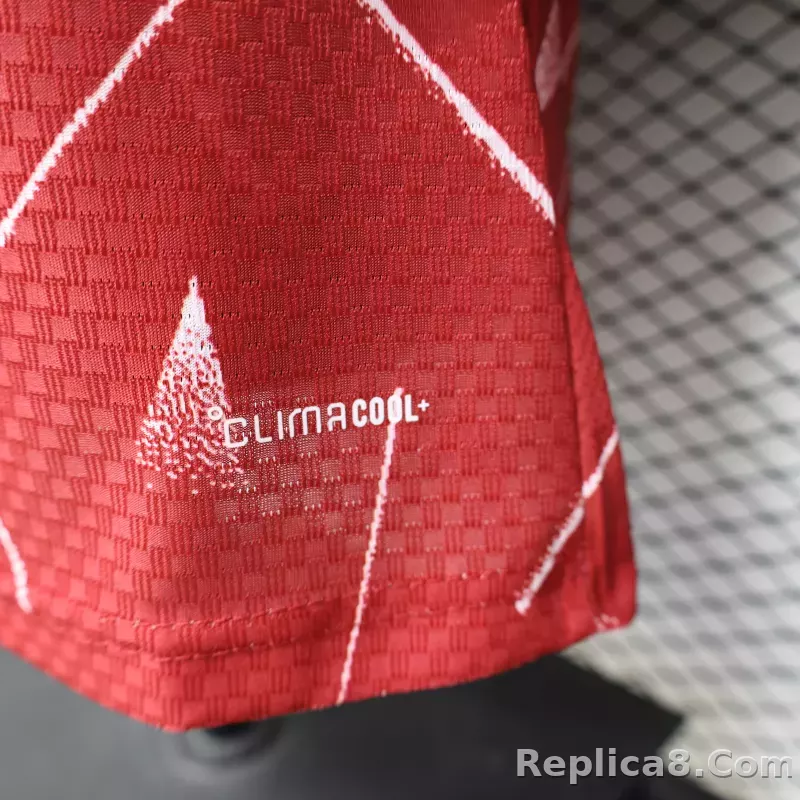 26-27 Liverpool Home Soccer Jersey Player Version - detail