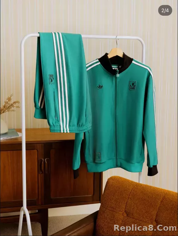 25-26 Liverpool FC Zipper Sweat Terrace Icons Track  Kit(Top+Pants) Green - detail