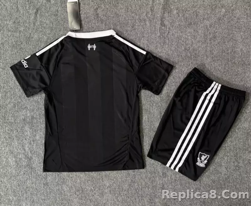 25-26 Liverpool Third Goalkeeper Kids Kit Jersey+Shorts - detail