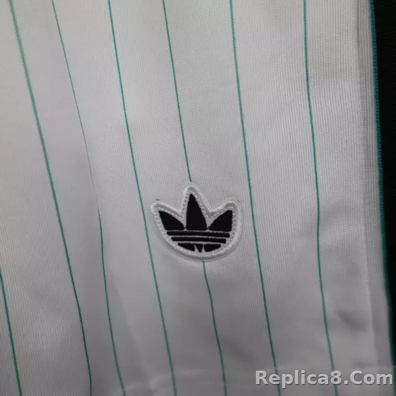 25-26 Liverpool Leisure Soccer Shorts Player Version White - detail