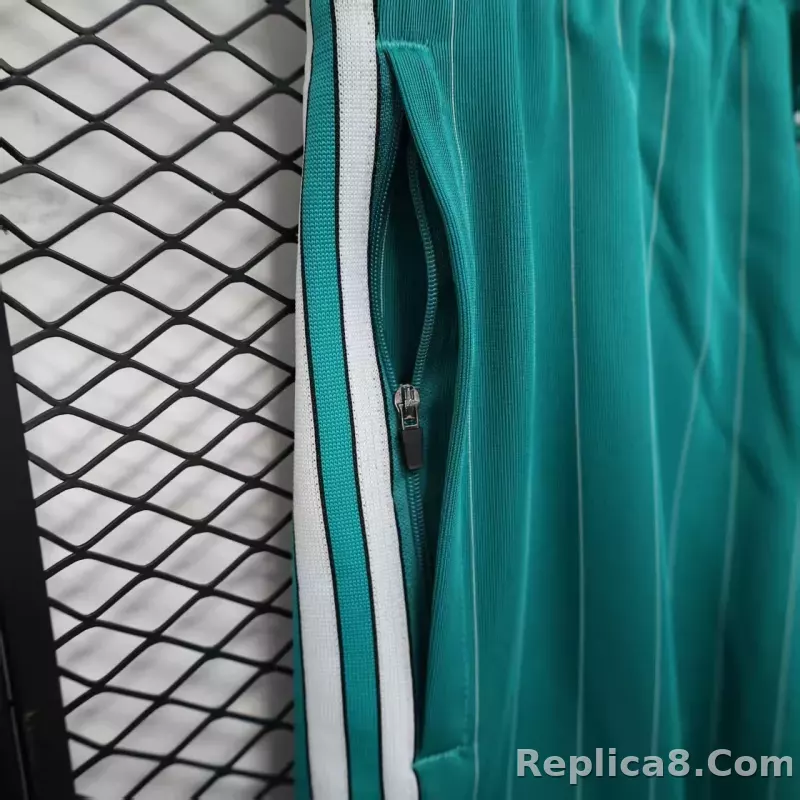 25-26 Liverpool Leisure Soccer Shorts Player Version - detail