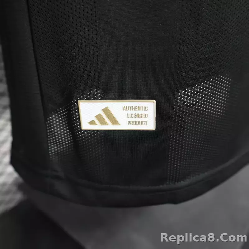25-26 Liverpool Special Soccer Jersey Player Version - detail