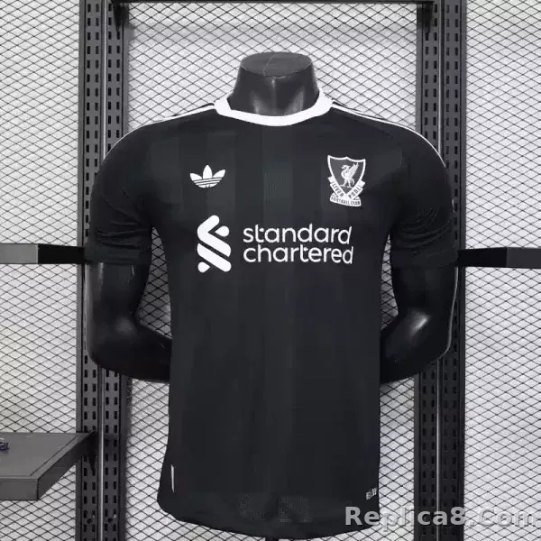25-26 Liverpool Goalkeeper Black Soccer Jersey Player Version