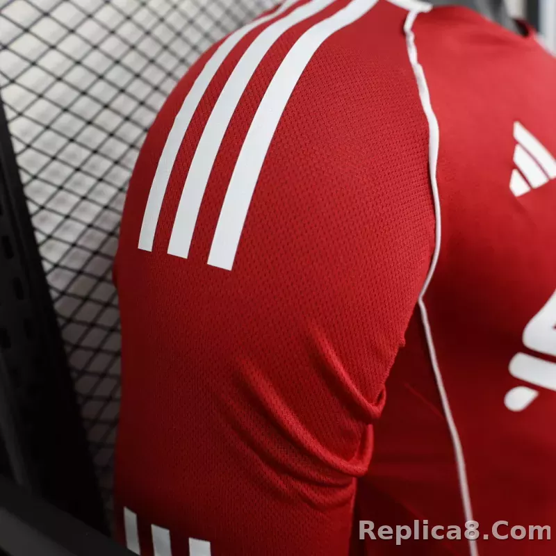 25-26 Liverpool Home Soccer Jersey Player Version Long Sleeve - detail