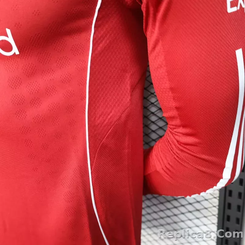 25-26 Liverpool Home Soccer Jersey Player Version Long Sleeve - detail