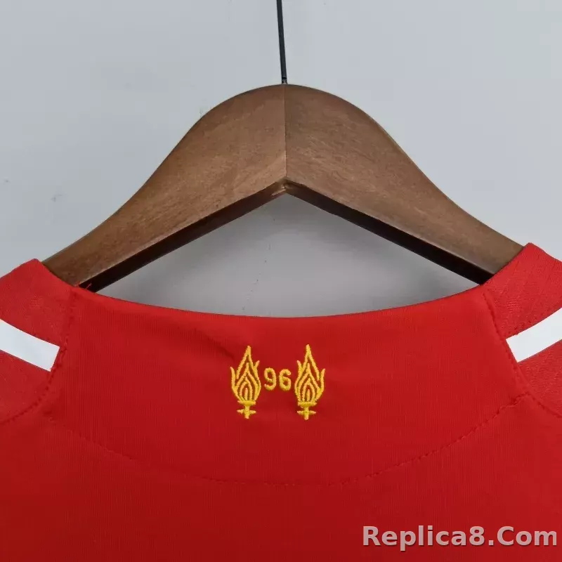 2014/15 Liverpool Home Retro Version Jersey - detail