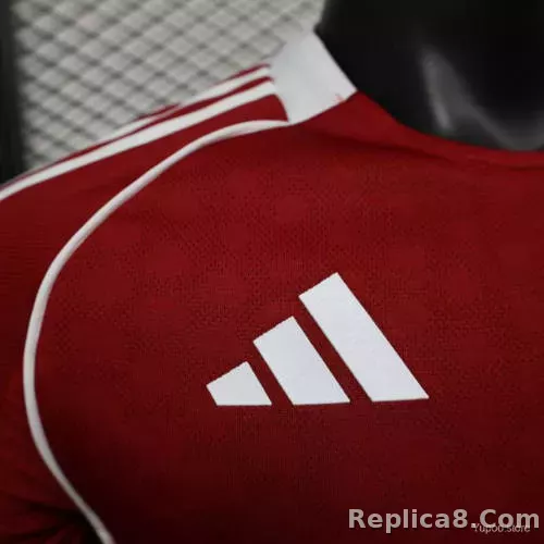 25-26 Liverpool Home Soccer Jersey Player Version - detail