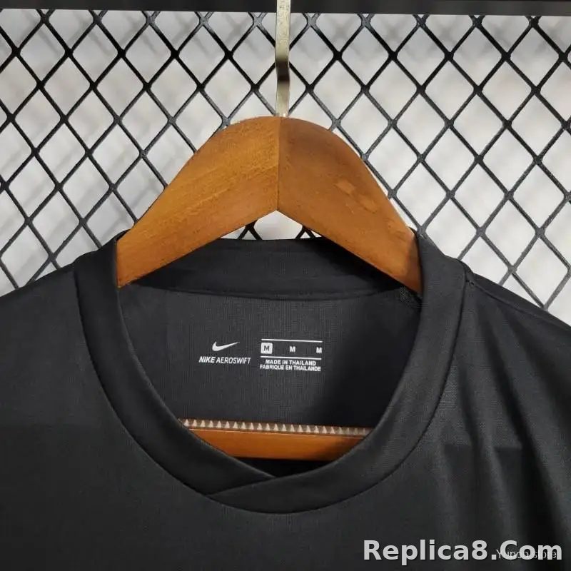 24-25 Liverpool Black Training Suit Football Jersey - detail