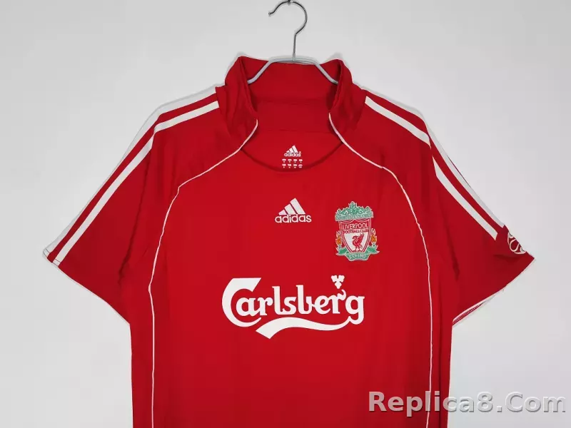 06-07 Liverpool Home Retro Jersey - detail