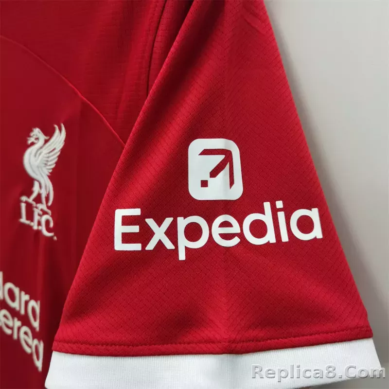 23-24 Liverpool Home Fan Version - detail