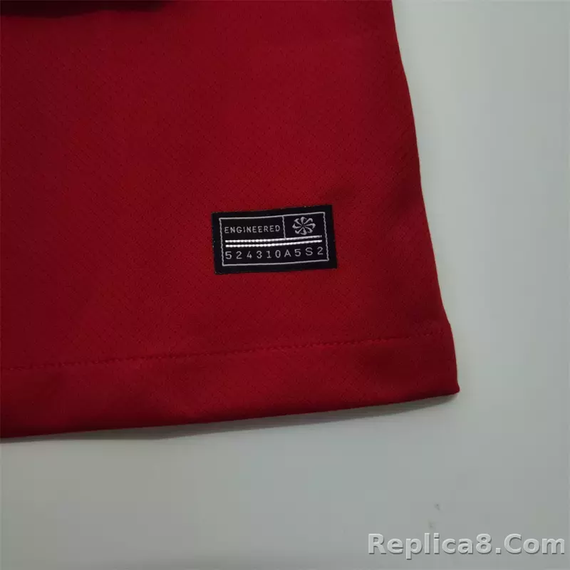 23-24 Liverpool Home Fan Version - detail