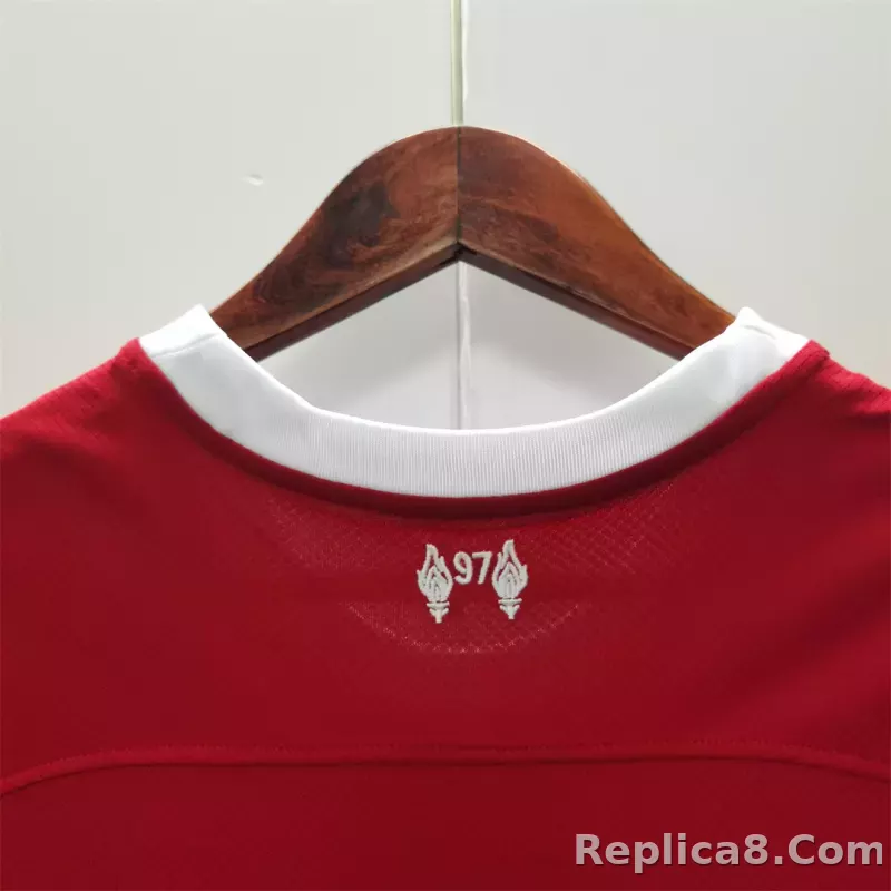 23-24 Liverpool Home Fan Version - detail
