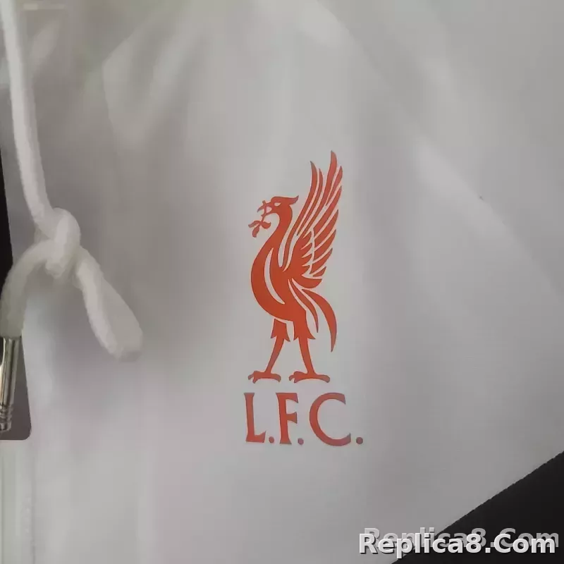 2022 Liverpool Windbreaker White - detail