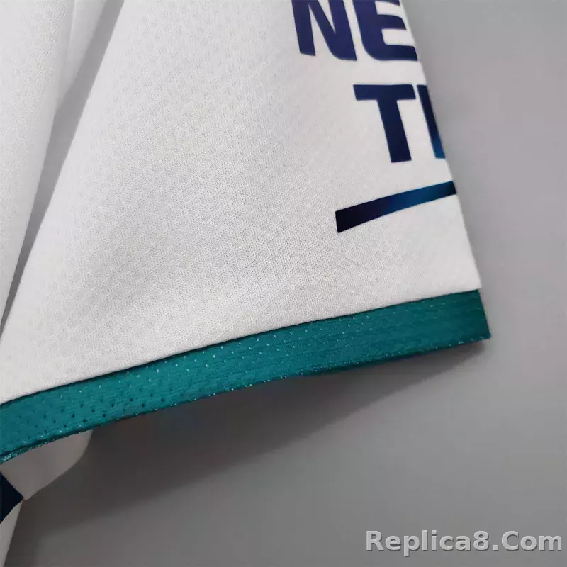 21-22 Manchester City Away Retro Jersey - detail