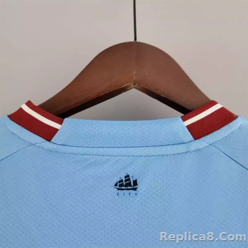22-23 Manchester City Home Jersey - detail