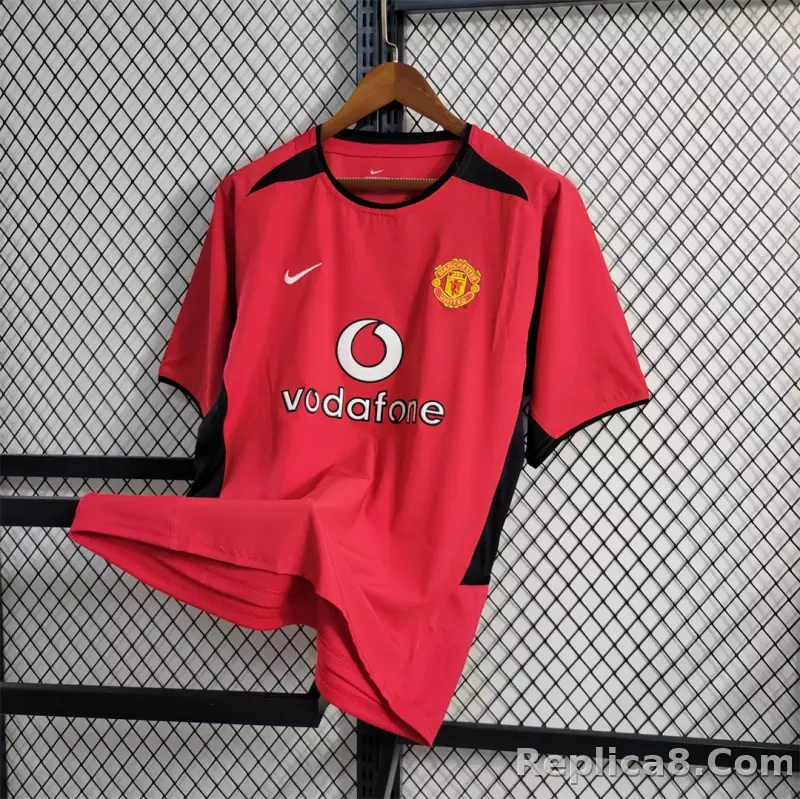 02-04 Manchester United Home Retro Jersey - detail