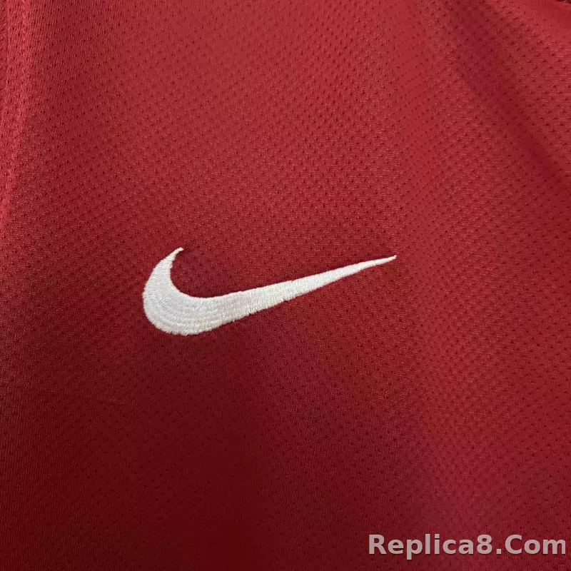 11-12 Manchester United Home Retro Jersey - detail