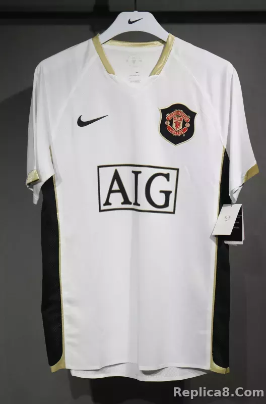 2006-07 Manchester United Home Retro Soccer Jersey Player Edition
