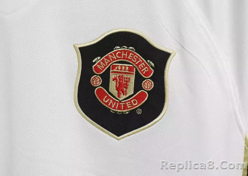 2006-07 Manchester United Home Retro Soccer Jersey Player Edition - detail