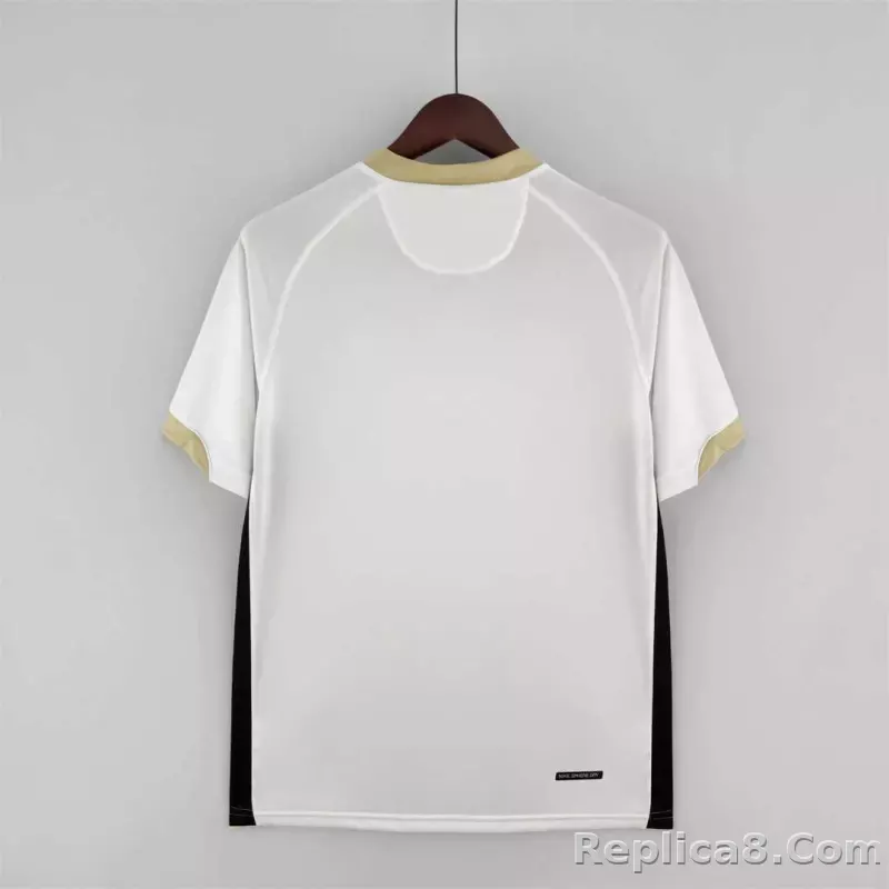 2006-07 Manchester United Home Retro Soccer Jersey - detail