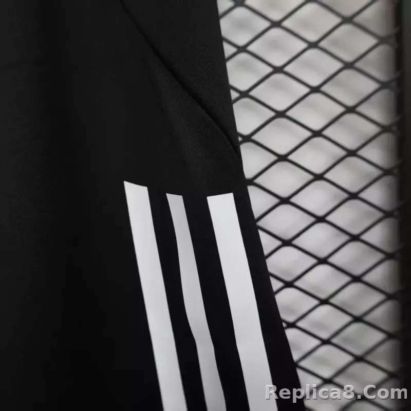25-26 Manchester United Away Shorts Player Version - detail