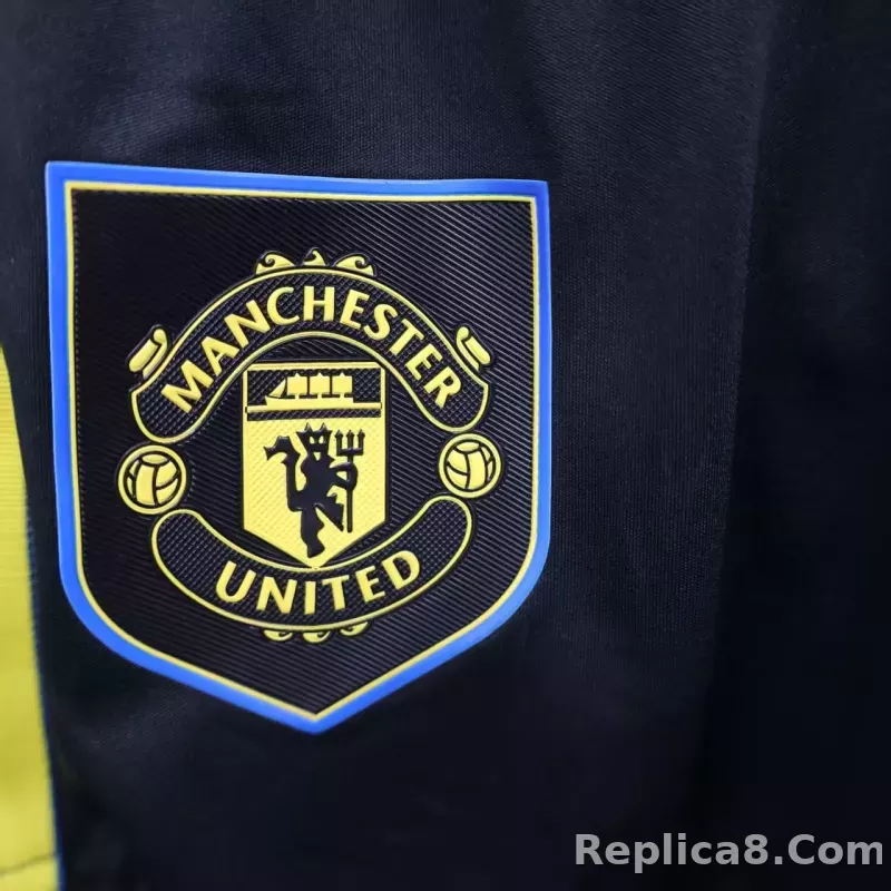 25-26 Manchester United Home Shorts Player Version - detail