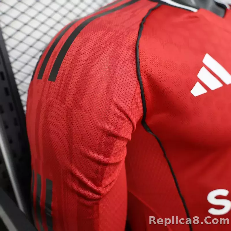 25-26 Manchester United Home Soccer Jersey Long Sleeve - detail