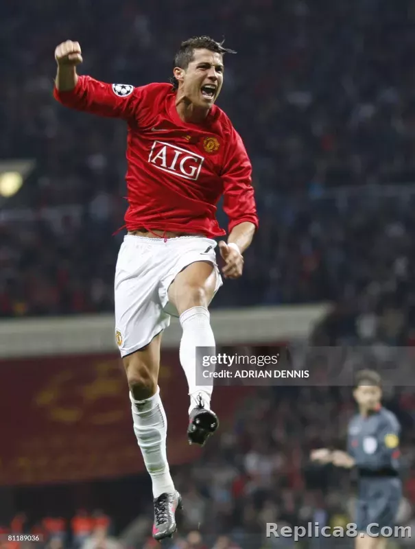 07-08 Manchester United Home Retro Jersey Player Edition - detail
