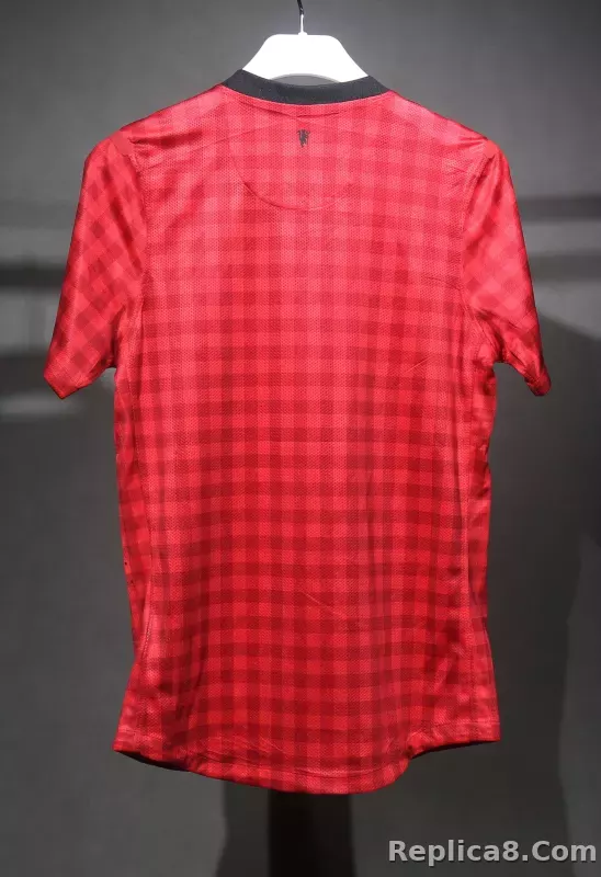 12-13 Manchester United Home Retro Jersey Player Edtion - detail