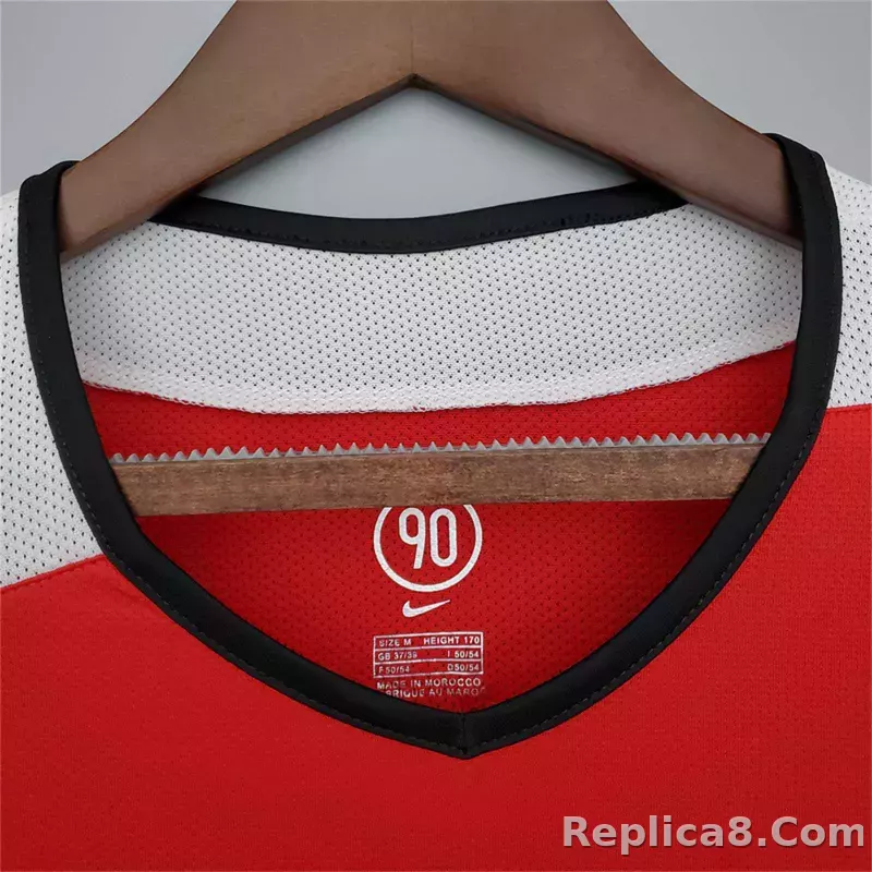 04-06 Manchester United Home Retro Jersey - detail