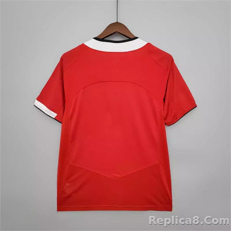04-06 Manchester United Home Retro Jersey - detail