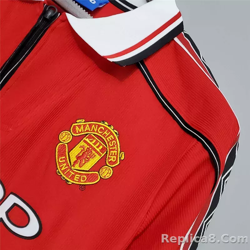 1998-1999 Manchester United Home Retro Jersey Long Sleeve - detail