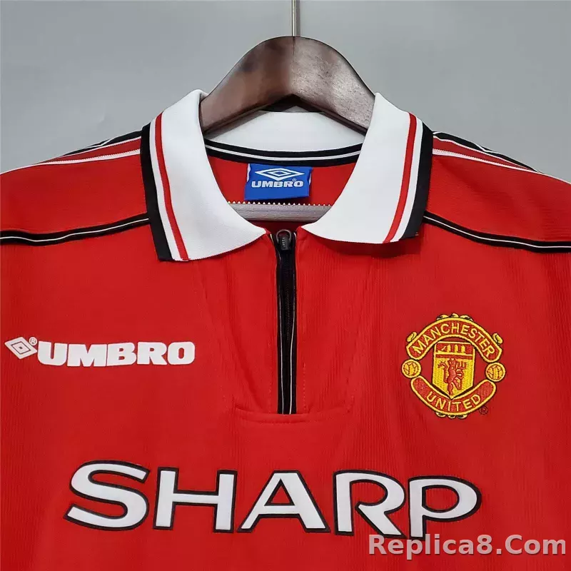 1998-1999 Manchester United Home Retro Jersey Long Sleeve - detail
