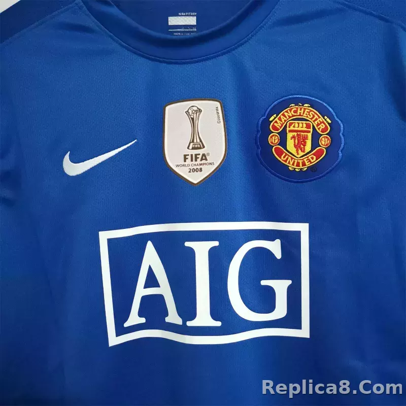 08-09 Manchester United Home Retro Jersey Long Sleeve - detail