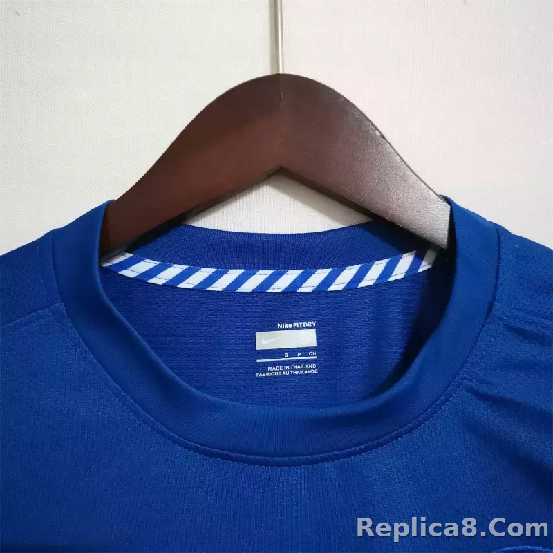 08-09 Manchester United Home Retro Jersey Long Sleeve - detail