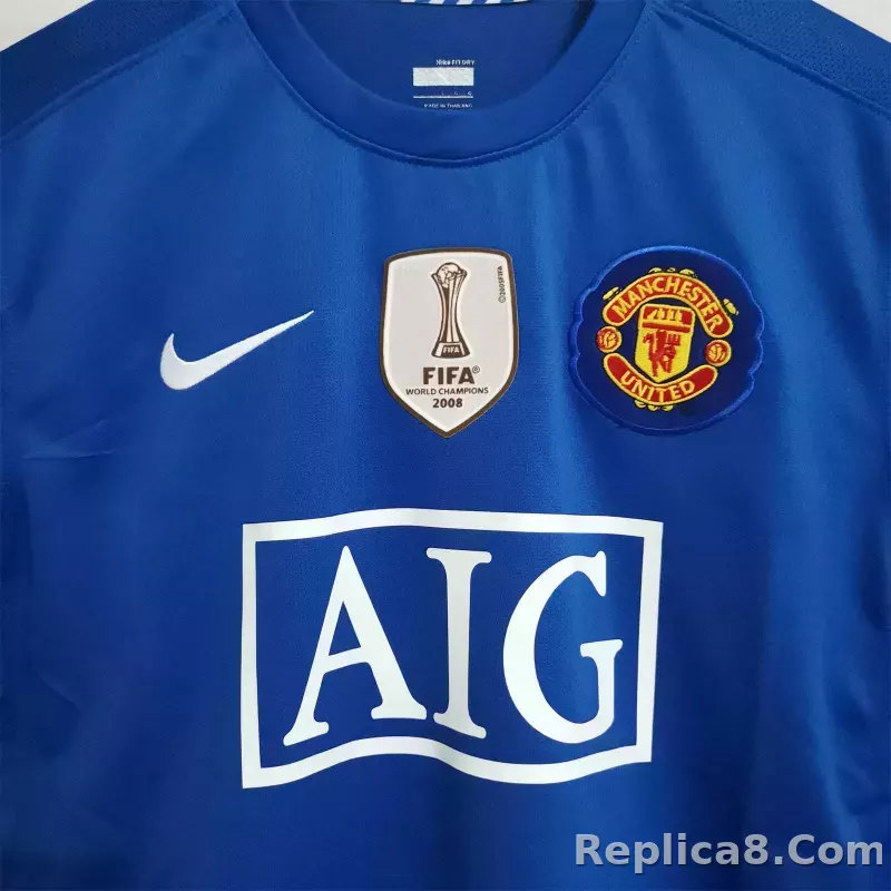 08-09 Manchester United Home Retro Jersey Long Sleeve - detail