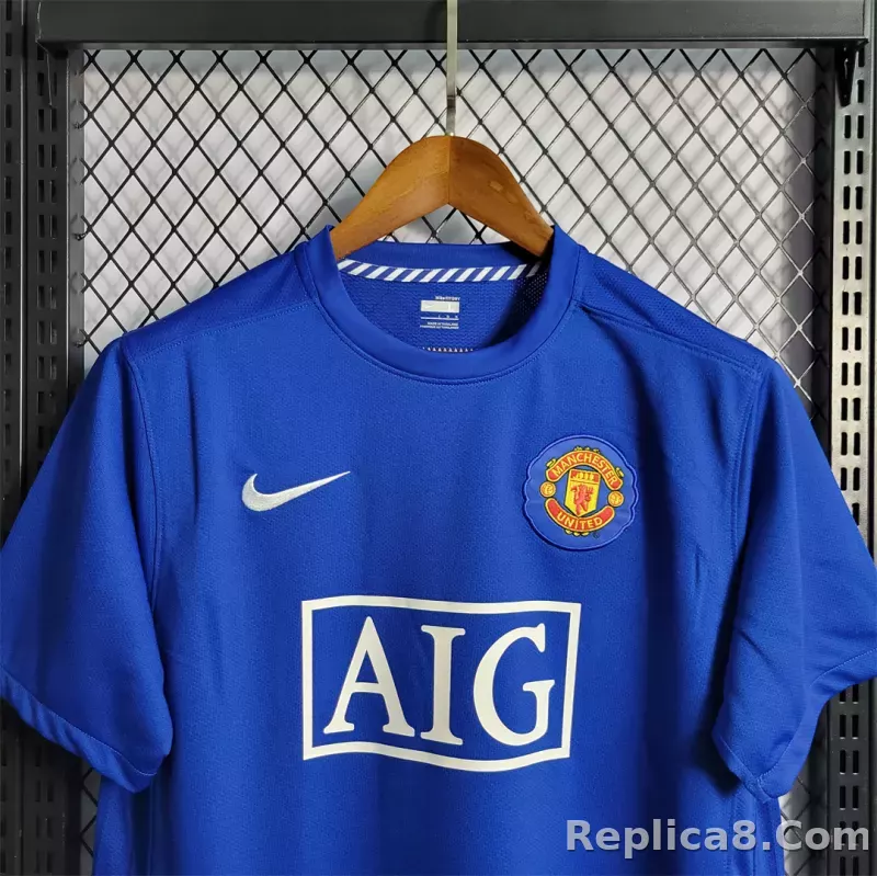 08-09 Manchester United Home Retro Jersey - detail
