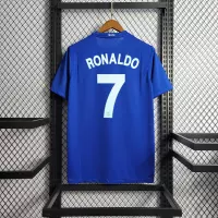 08-09 Manchester United Home Retro Jersey - view 10