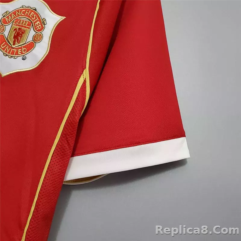 2006/07 Manchester United Home Retro Jersey - detail