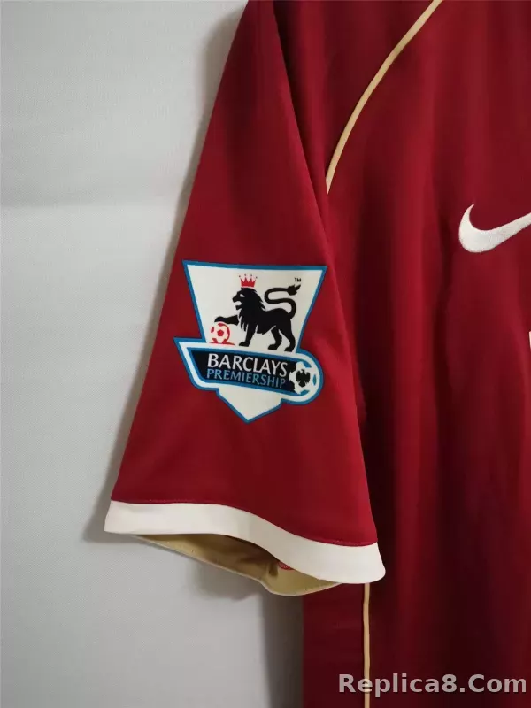 2006/07 Manchester United Home Retro Jersey - detail