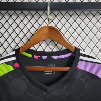 24-25 Manchester United  Joint Edition Special Kit - view 7